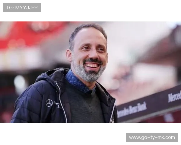 皇家社会新帅马塔佐拉上任，签约至2027年